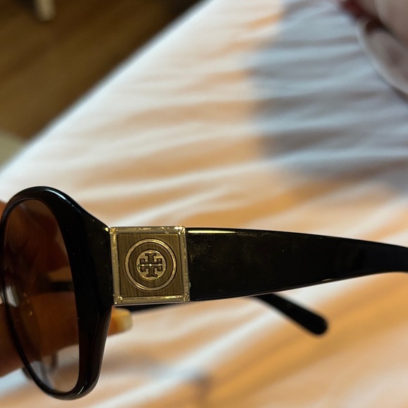 Tory Burch Black and Brown Oversized Sunglasses main image 5
